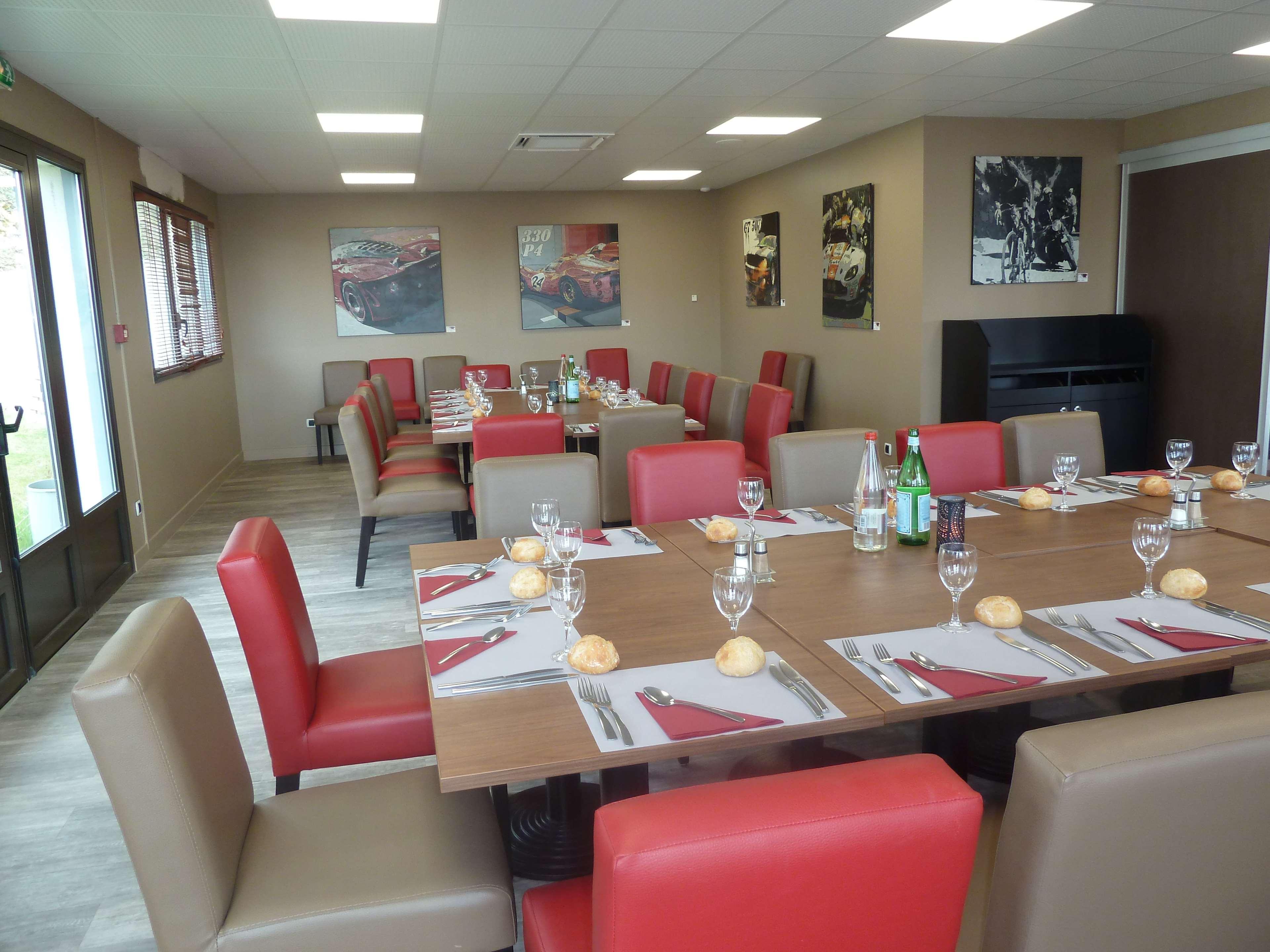 Campanile Le Mans Est Hotel Ngoại thất bức ảnh