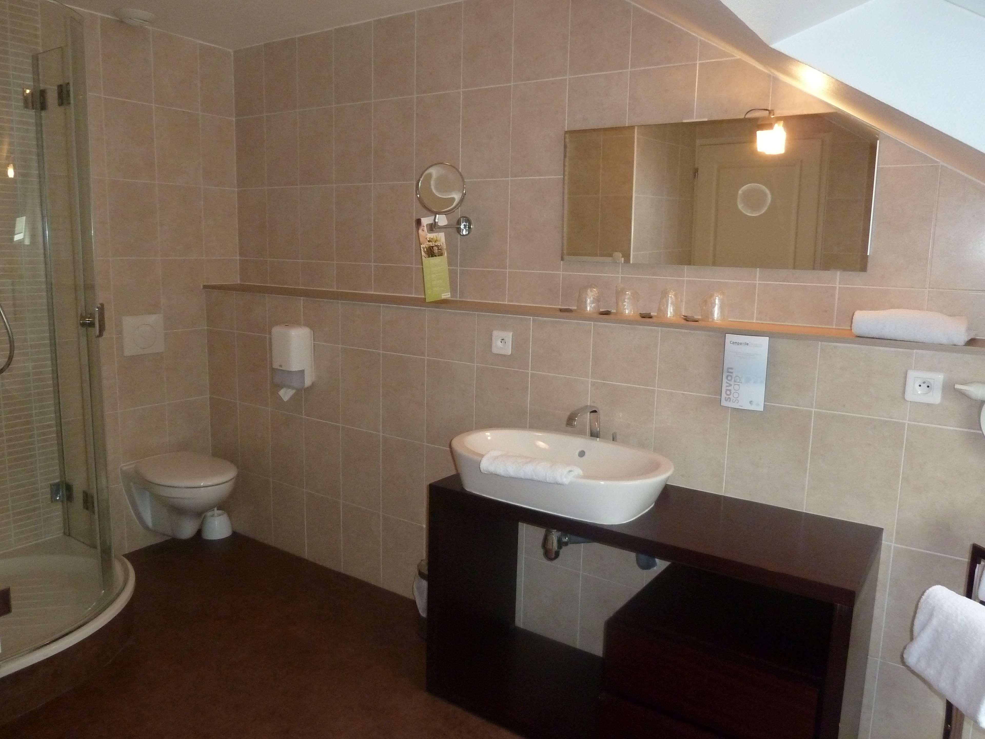 Campanile Le Mans Est Hotel Ngoại thất bức ảnh